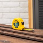 Рулетка Deli DL280316 3м*16мм, метрическая — изображение 2