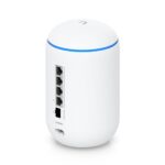 Ubiquiti UniFi Dream Router 7 Маршрутизатор 4 ядра (1,5 ГГц), Wi-Fi 7, 4х 2.5G RJ45, 1х 10G SFP+ — изображение 3