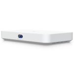 Ubiquiti UniFi Cloud Gateway Fiber Маршрутизатор 4 ядра (2,2 ГГц), 4х 2.5G RJ45, 1х 10G RJ45, 2х 10G SFP+, без SSD