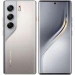Смартфон Tecno Camon 40 Pro 8+256Gb титан